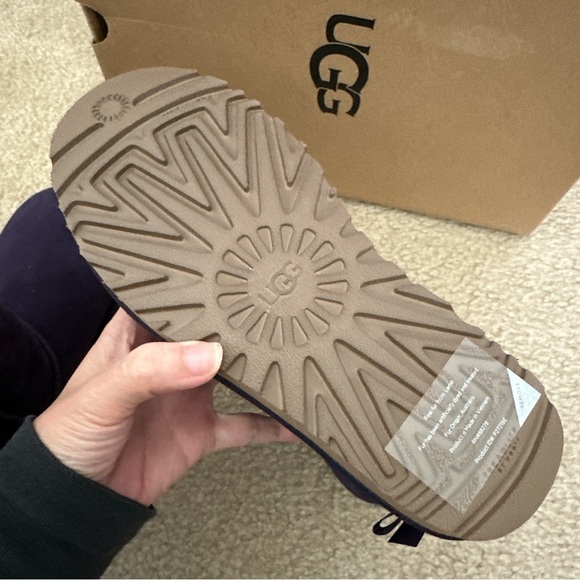 Ugg Mini Bailey Bow II Boots - Picture 4 of 6